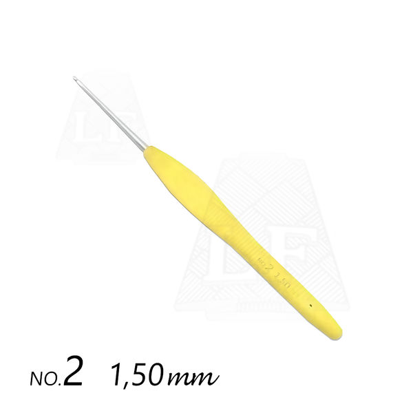 Cir_Clover_Amour23_150